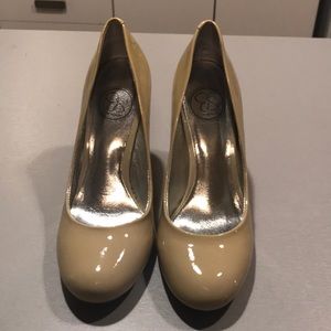 size 7 Jessica Simpson round toe pumps, 3” heel